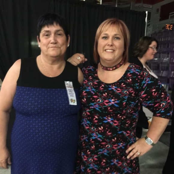 Meet your Posher, Tina - Picture 1 of 1